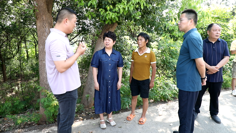 市人大視察城鄉(xiāng)供水一體化補短板工作