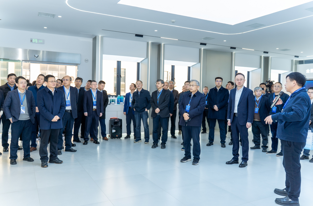 院士专家一行考察津市“五好”园区建设