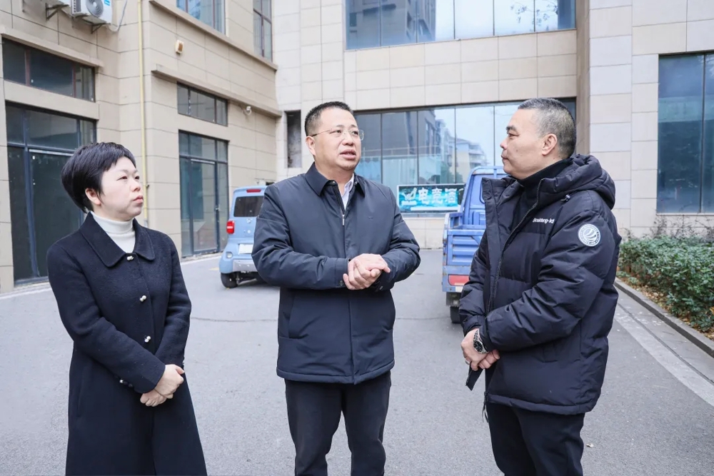 李军林督导检查消防安全工作