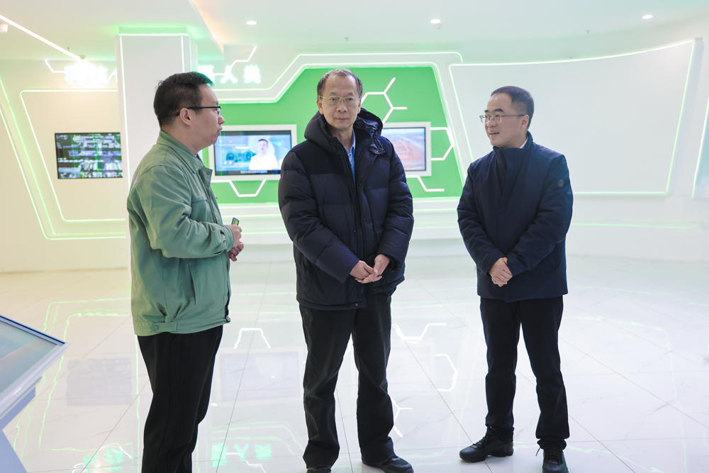 清华大学教授、合成与系统生物学中心主任陈国强来津调研