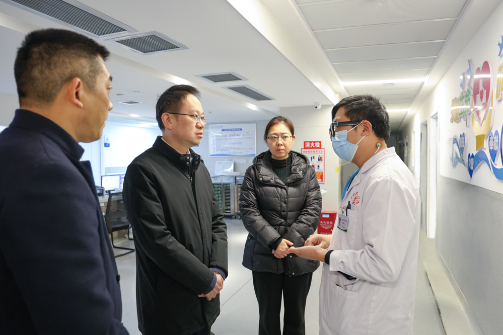 彭子晟开展春节走访慰问