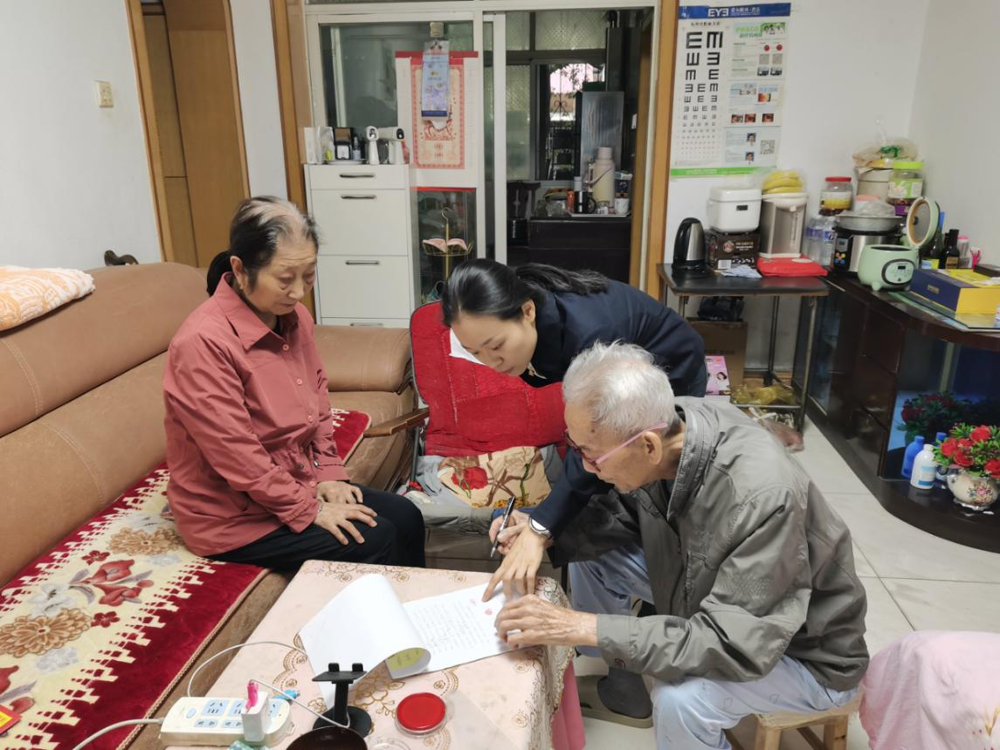 常德市住房公积金管理中心津市管理部： 群众办事遇难题，上门服务暖人心