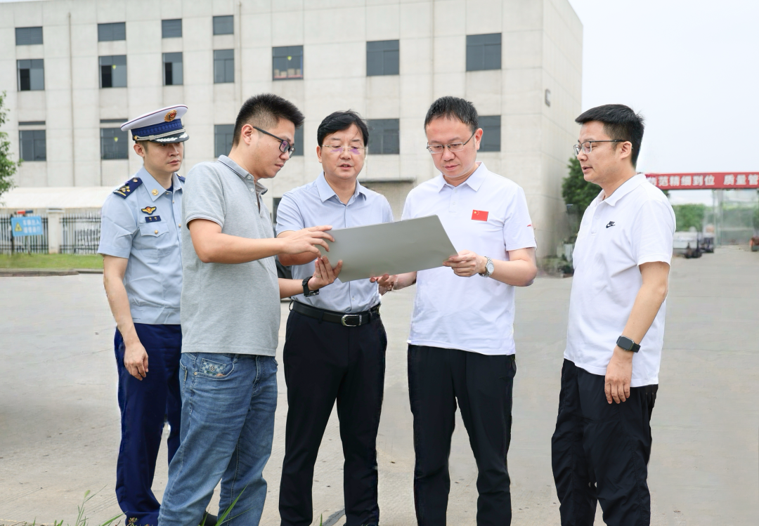 彭子晟督导检查安全生产、生态环保工作