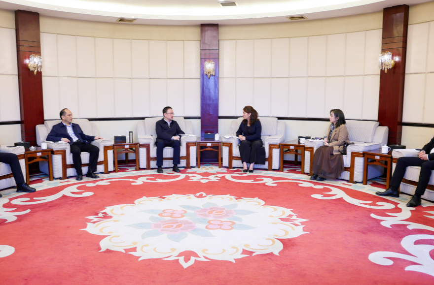 澳大利亚湖南会会长邓爽来津考察座谈